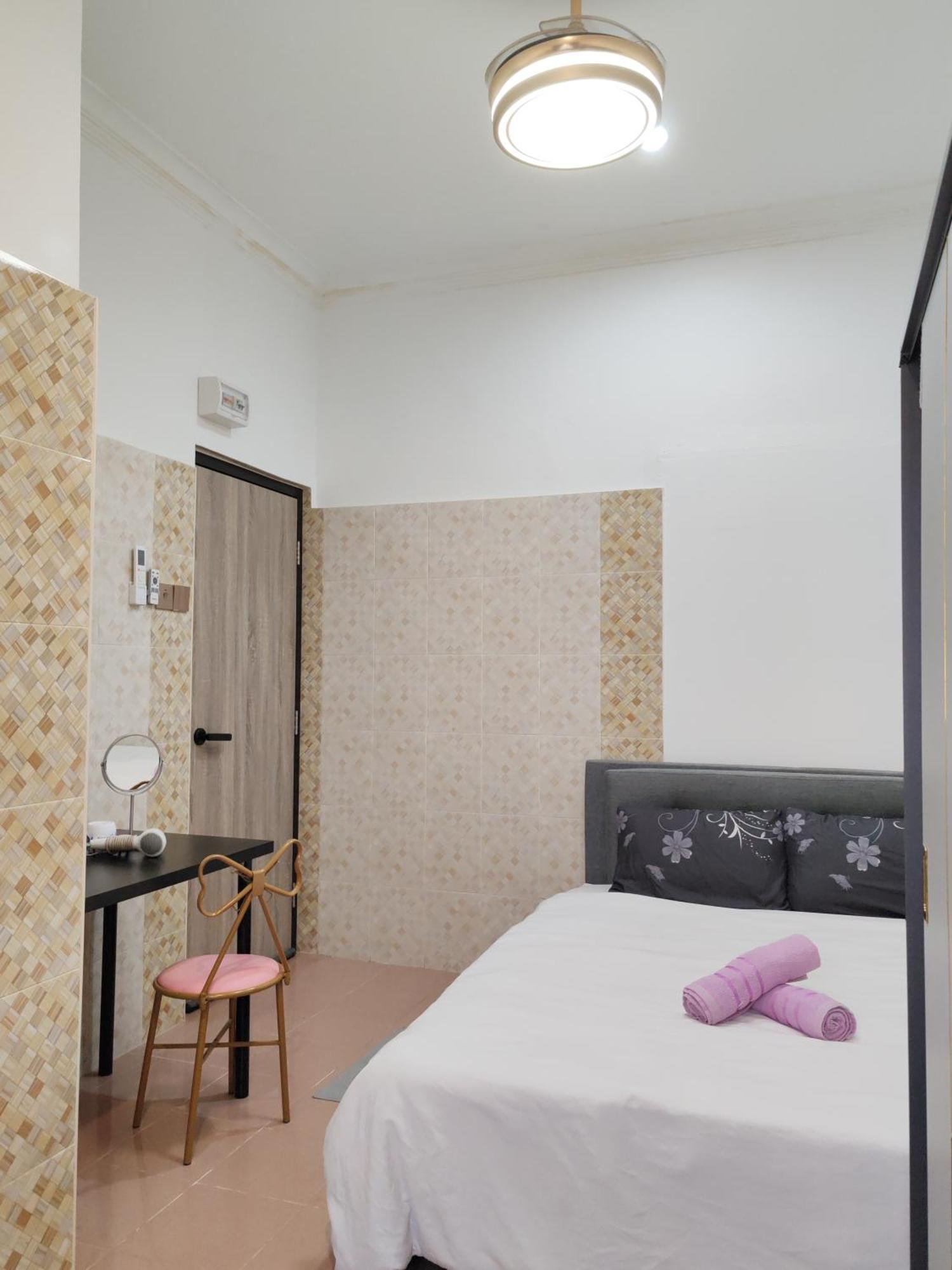 Queen Room Bukit Mertajam Alma Impian エクステリア 写真